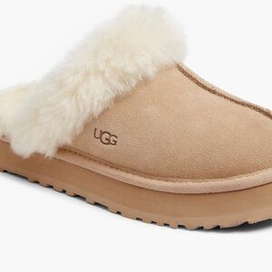 UGG Disquette Slippers Size 8